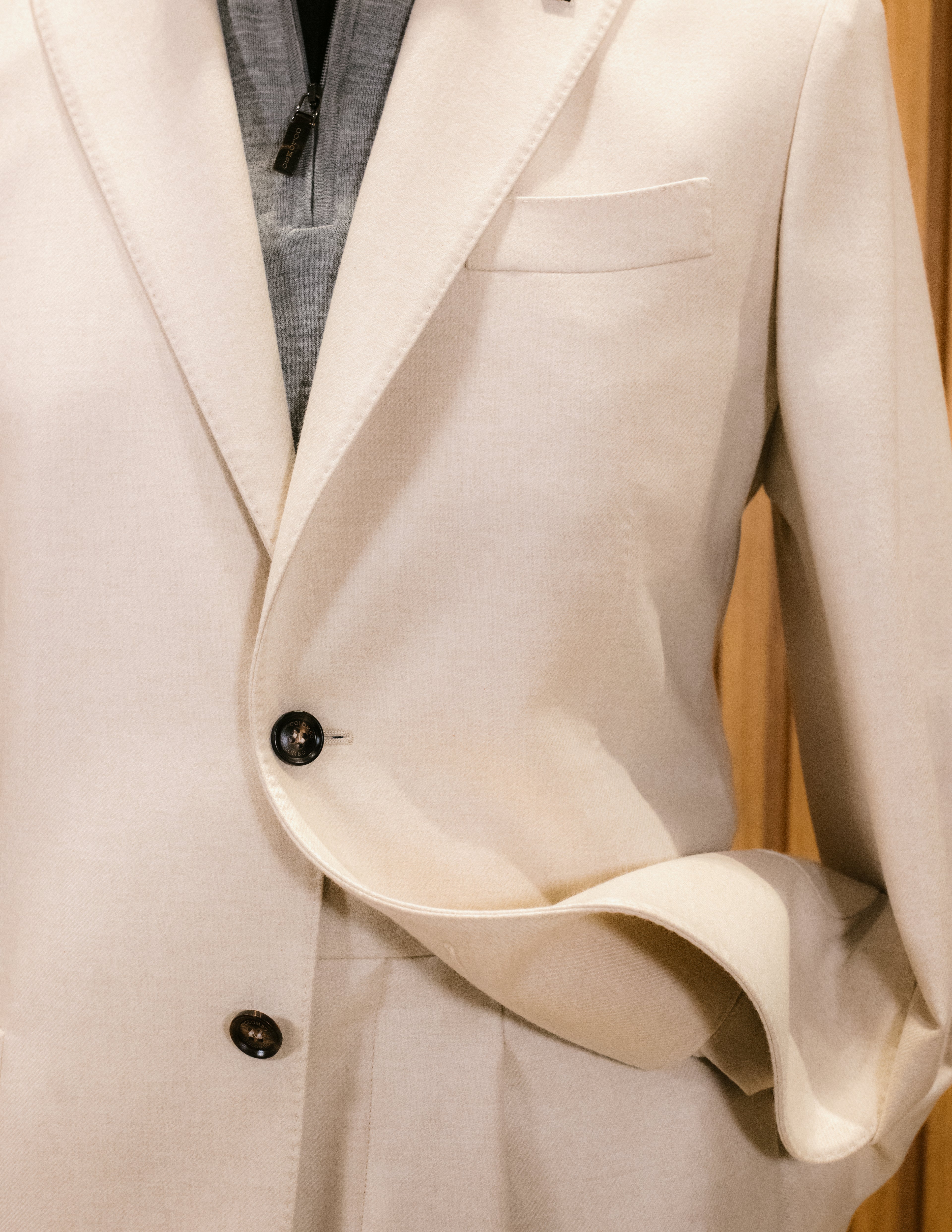 Single Breasted in Yangir Cashmere