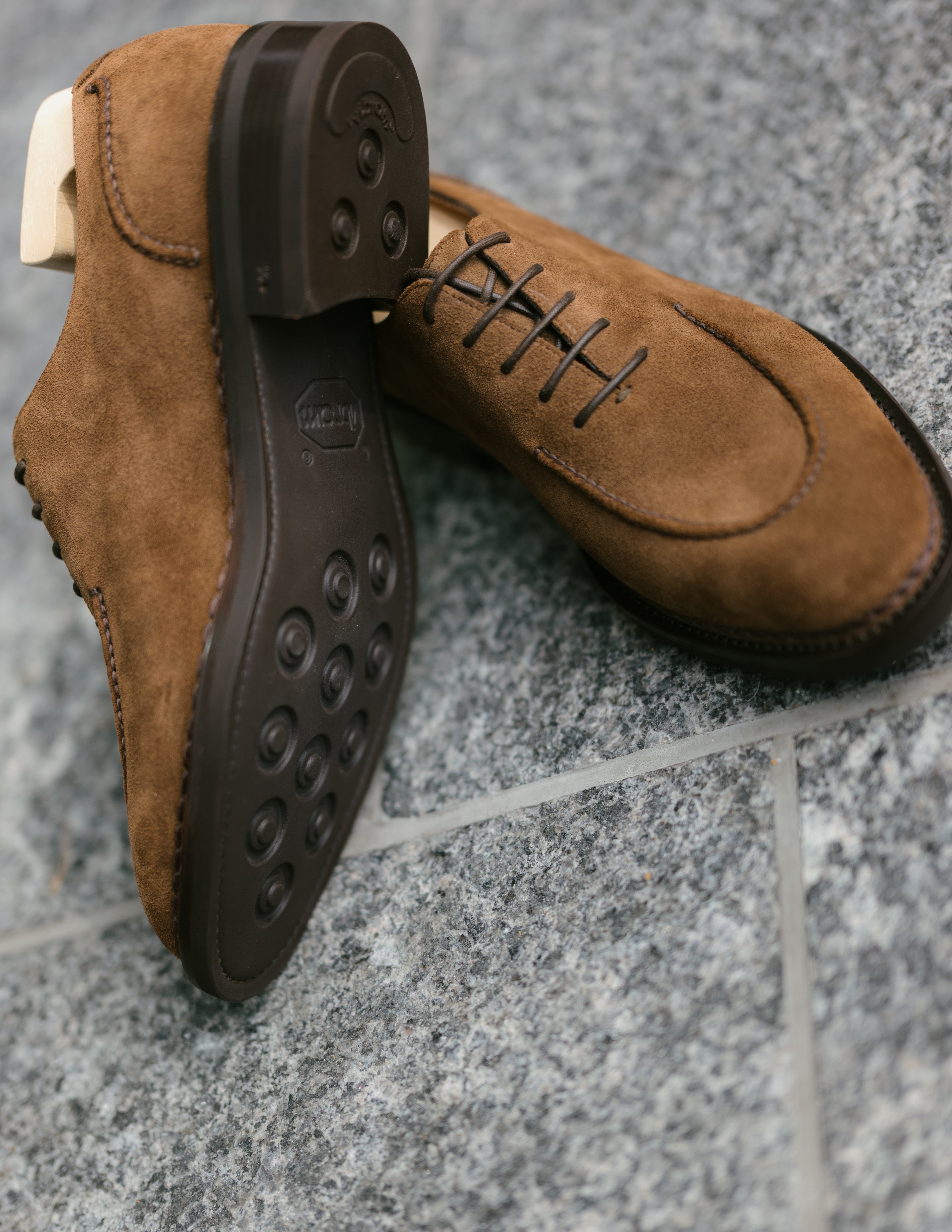 Handmade Shoes In Half Norwegian